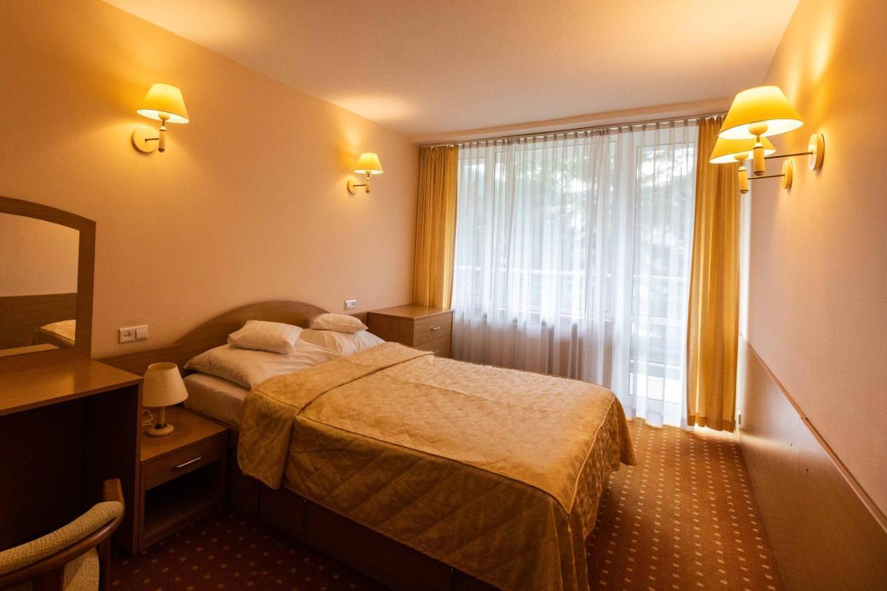 Hotel Perla Poludnia Рытро Экстерьер фото