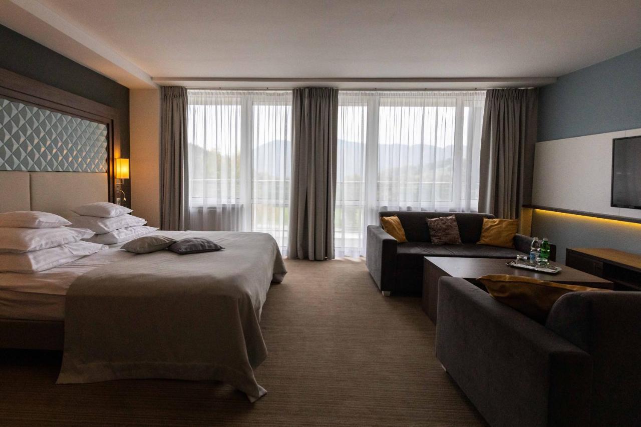Hotel Perla Poludnia Рытро Экстерьер фото
