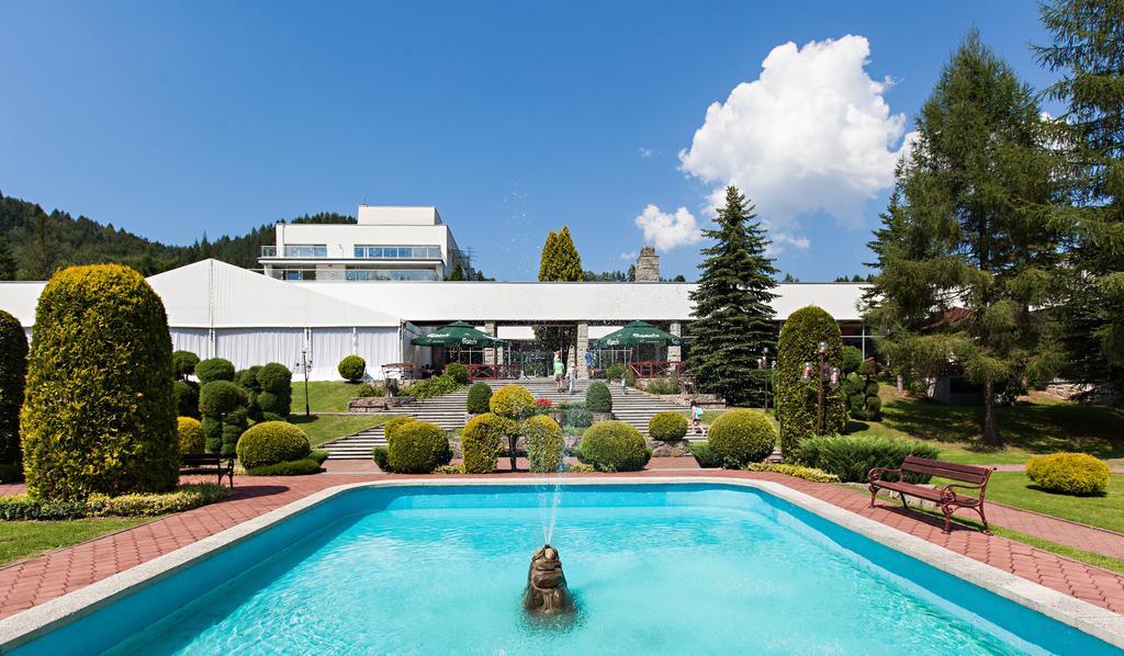 Hotel Perla Poludnia Рытро Экстерьер фото