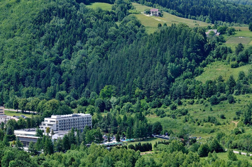 Hotel Perla Poludnia Рытро Экстерьер фото