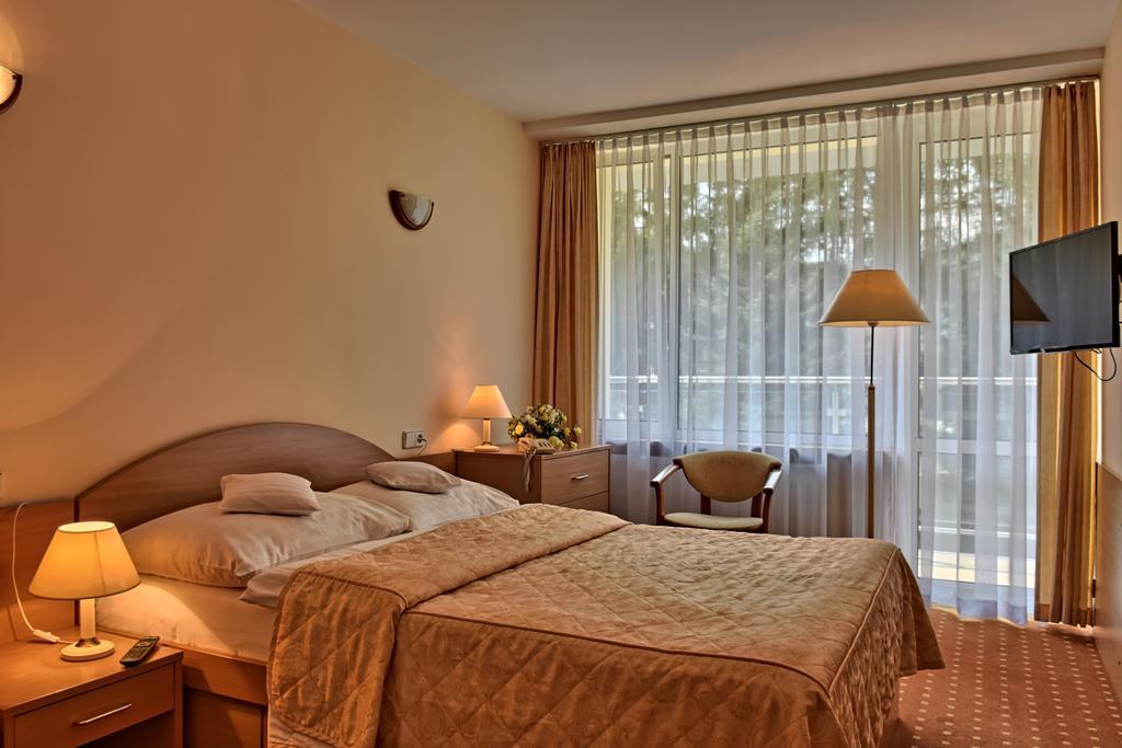 Hotel Perla Poludnia Рытро Экстерьер фото